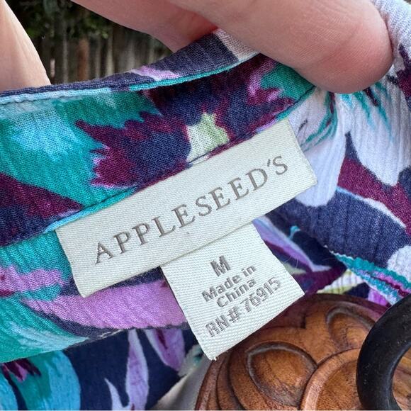 Appleseed's Blue Floral Button Up Blouse Crinkle Top Women's Size Medium - Picture 7 of 9